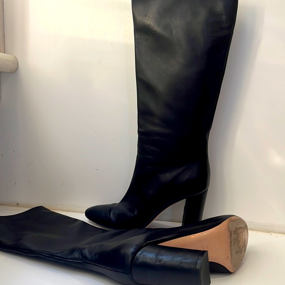 Gianvitto Rossi knee high leather boots